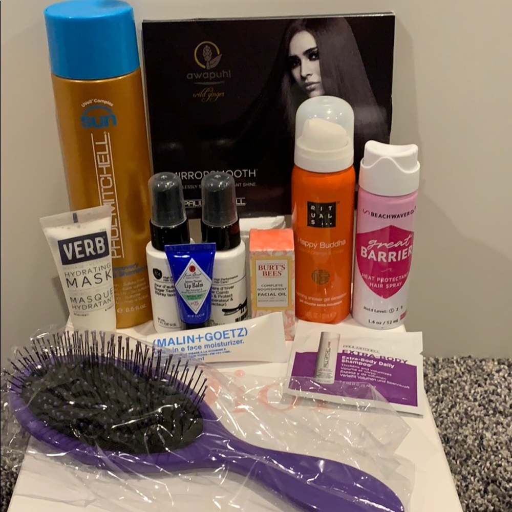 Lot of summertime Beauty products